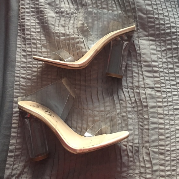 π Brand new clear heels - Picture 2 of 7